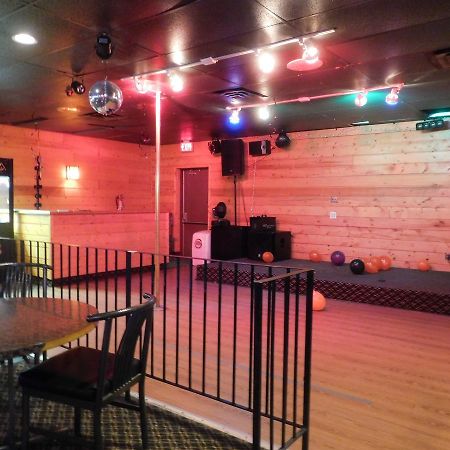 Casey'S Inn Lac du Bonnet Zewnętrze zdjęcie